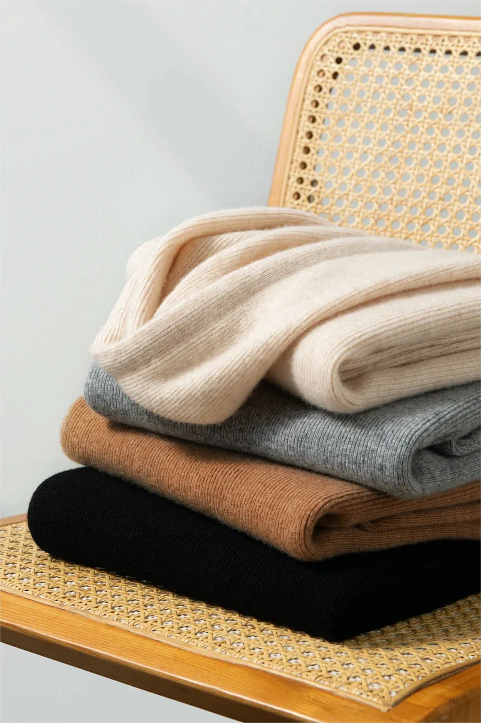 Cashmere Knitwear: Is It the Right Choice for Emerging Brands?
